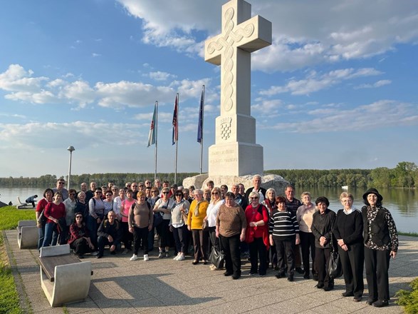 Župa Nedelišće hodočastila u Aljmaš i Vukovar